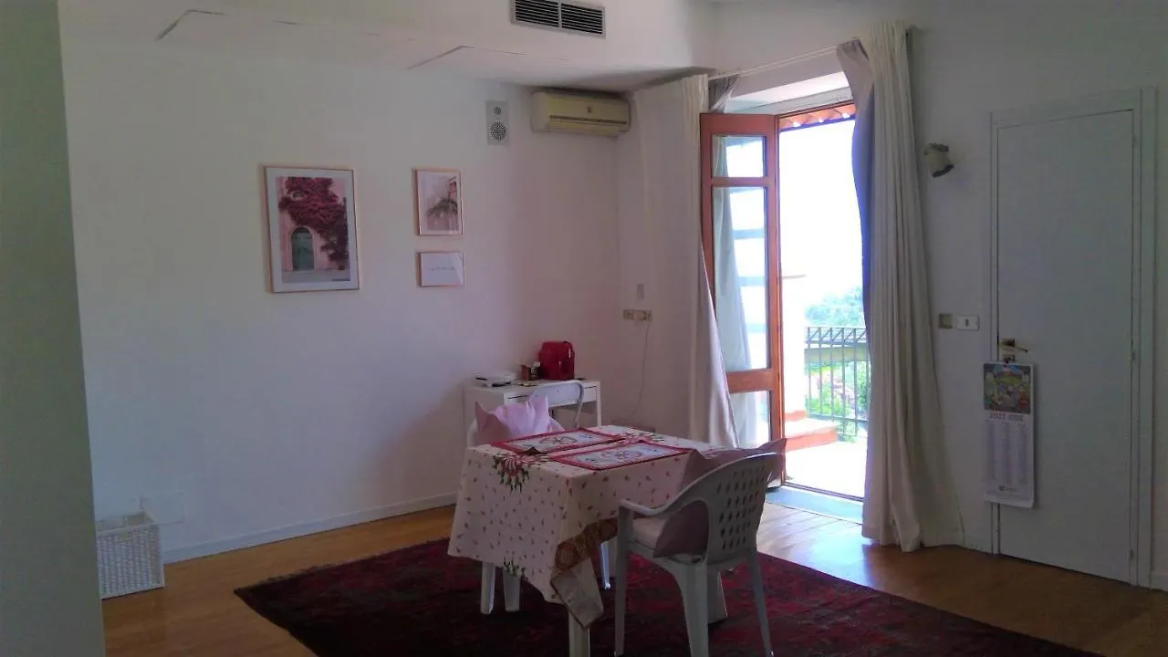 Villa Sorriso تاورمينا بيت ضيافة