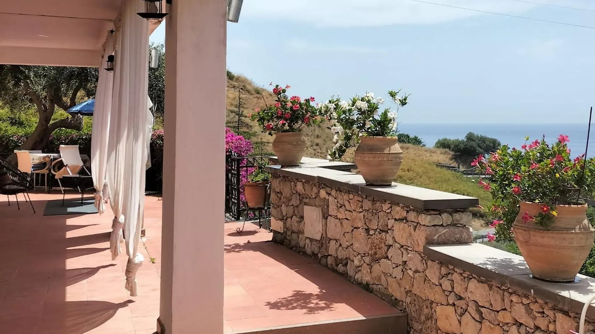 Villa Sorriso تاورمينا 0*,